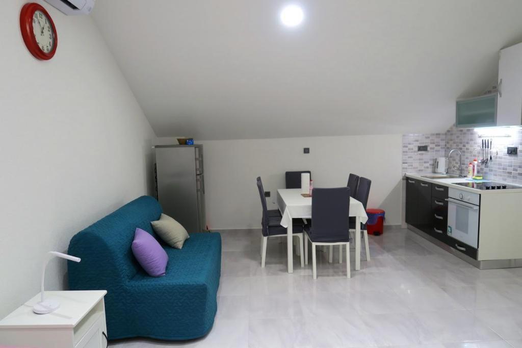 פירובאץ Apartments Nada מראה חיצוני תמונה