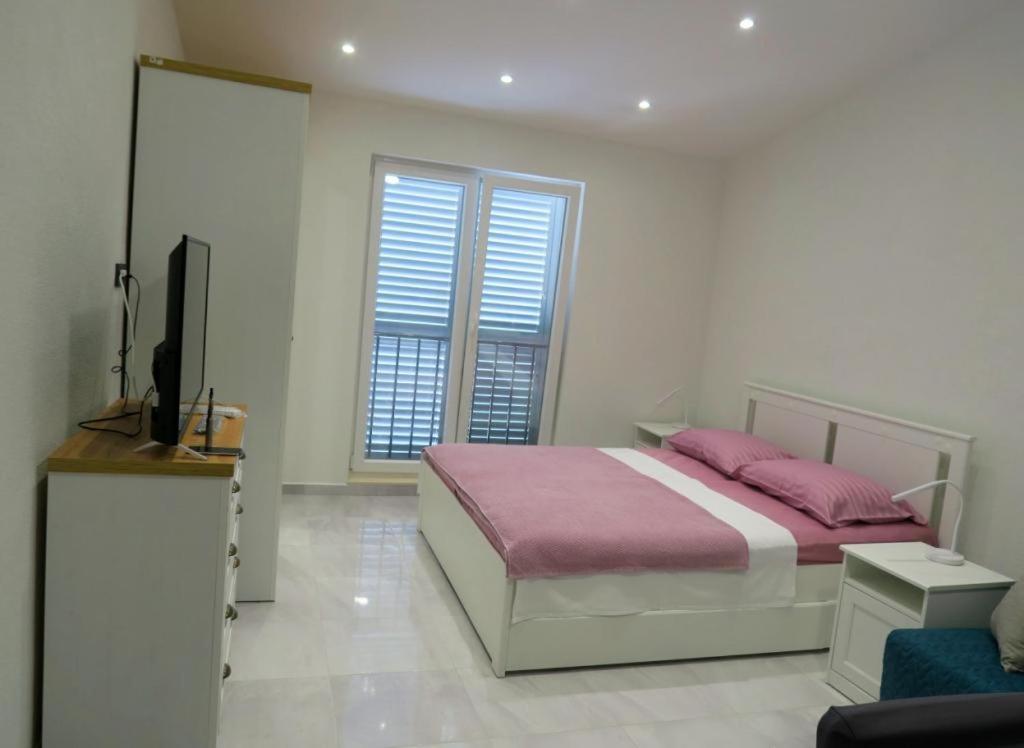 פירובאץ Apartments Nada מראה חיצוני תמונה