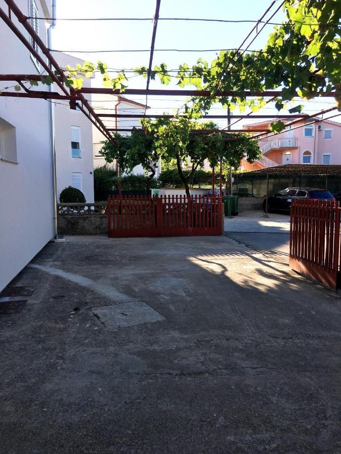 פירובאץ Apartments Nada מראה חיצוני תמונה